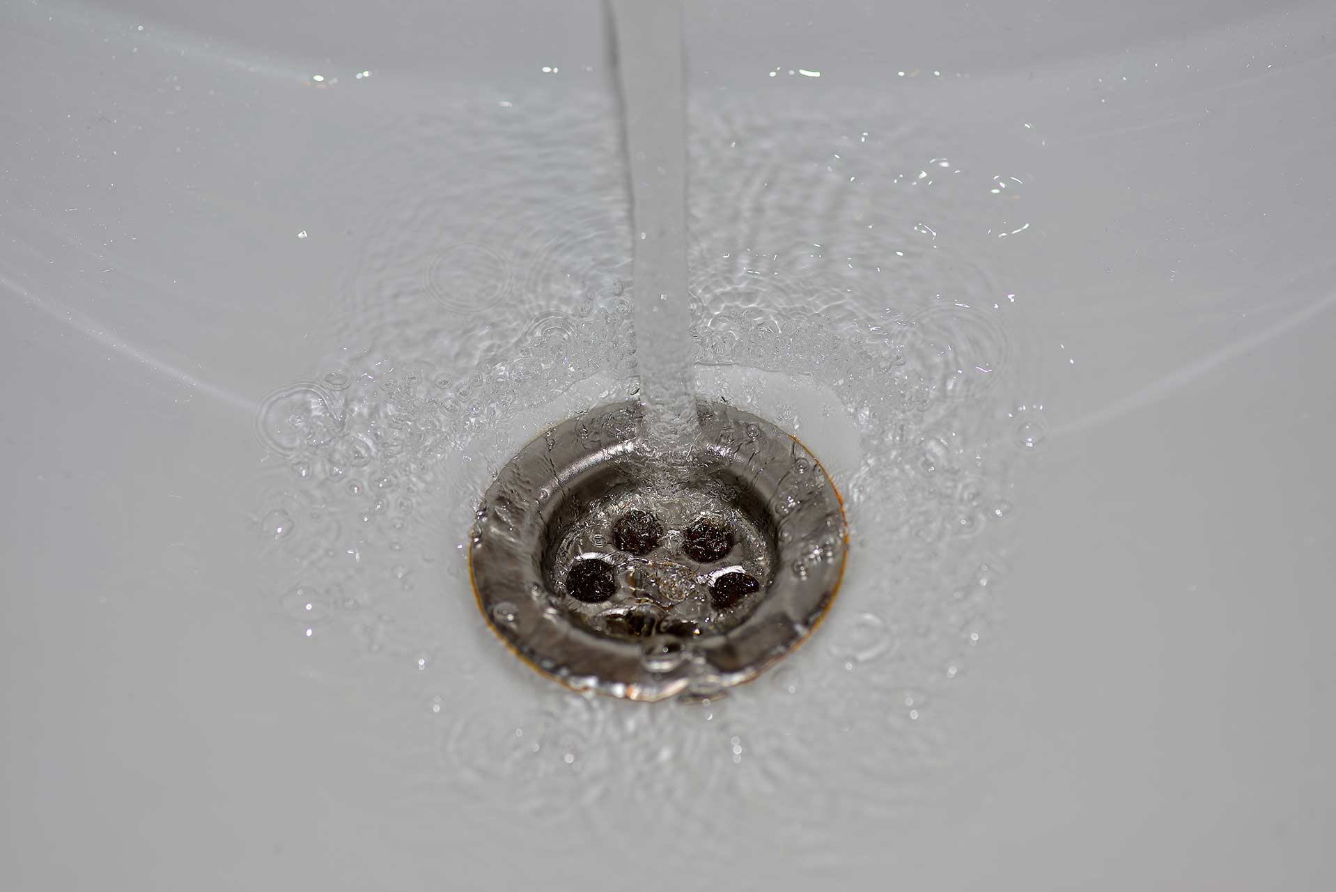 A2B Drains provides services to unblock blocked sinks and drains for properties in Elmbridge.